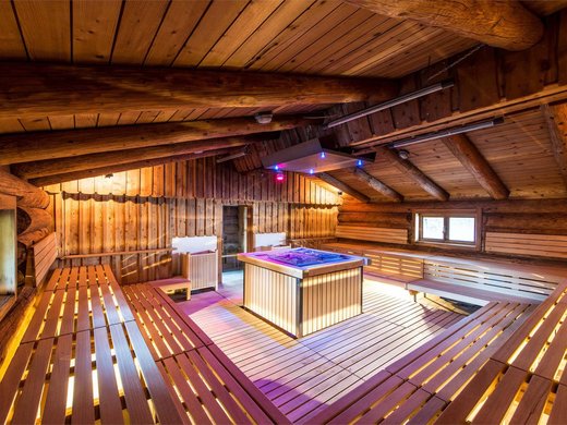 Nature meets wellness at Mt Plan de Corones/Kronplatz Nature meets wellness at Mt Plan de Corones/Kronplatz