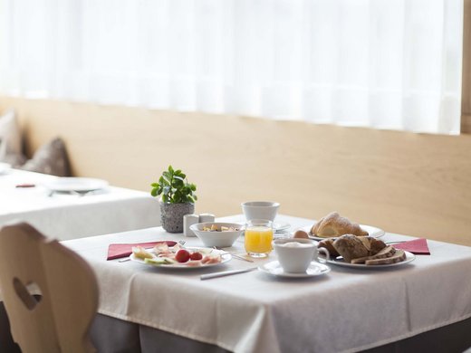 Stylische Ferienwohnung am Kronplatz Stylische Ferienwohnung am Kronplatz
